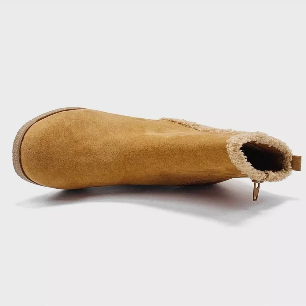 New Wonderly Cognac Size 7.5 Wedge 3” Ankle Boots Faux Suede & Fur Trim Women's